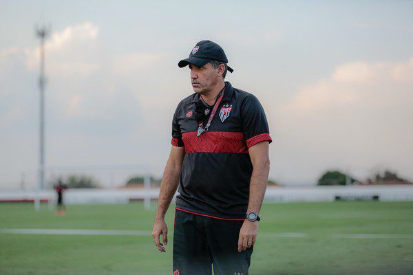 Treinador do Atlético-GO afirma saber como o Grêmio irá jogar